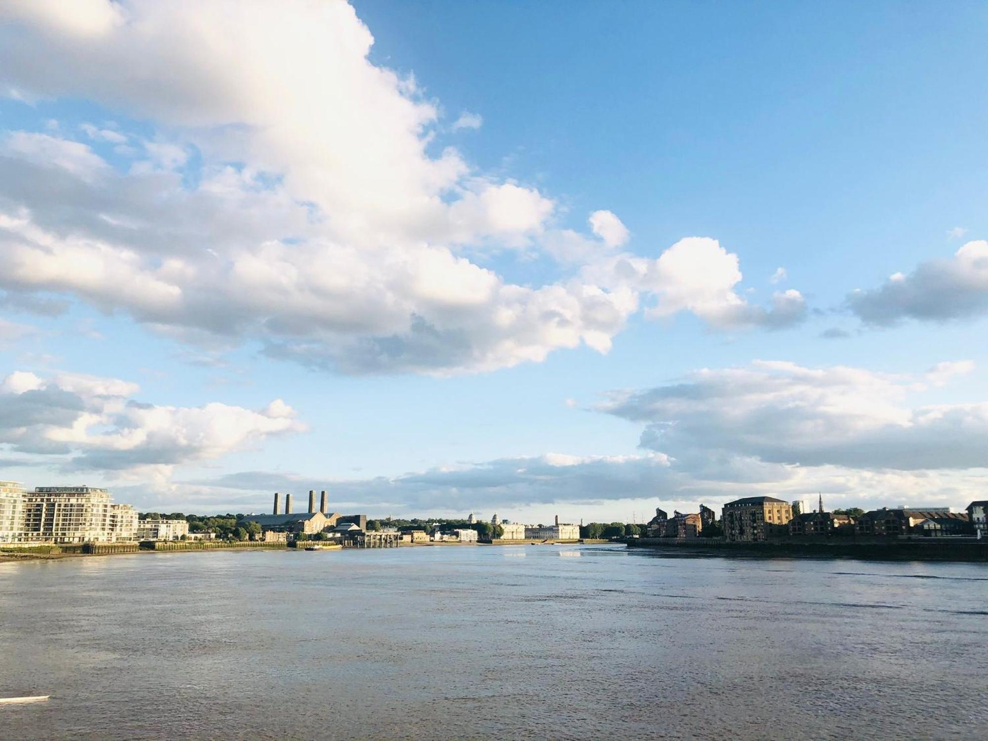 Greenwich Apartment With A River View & Balcony Near The 02 Arena & North Greenwich With Free Wifi & Fast Links Into Central London Eksteriør billede