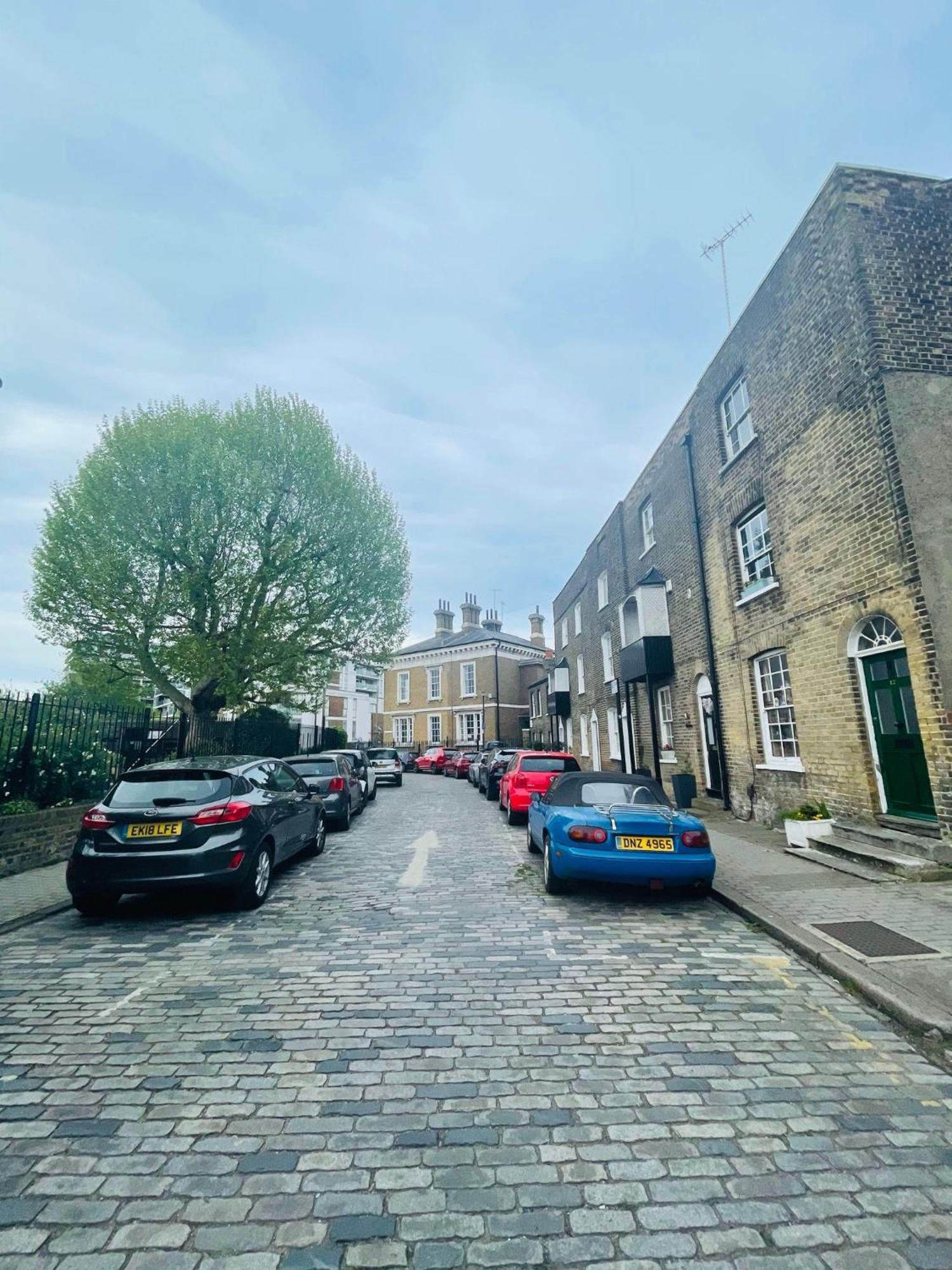 Greenwich Apartment With A River View & Balcony Near The 02 Arena & North Greenwich With Free Wifi & Fast Links Into Central London Eksteriør billede